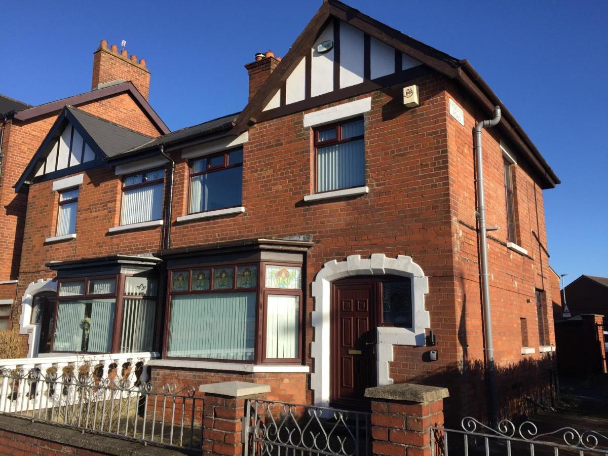 Crumlin Road Town House Belfast Exterior photo